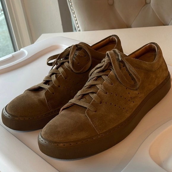 Vince men’s suede Sneakers size 9 shoes brown suede - Picture 1 of 4